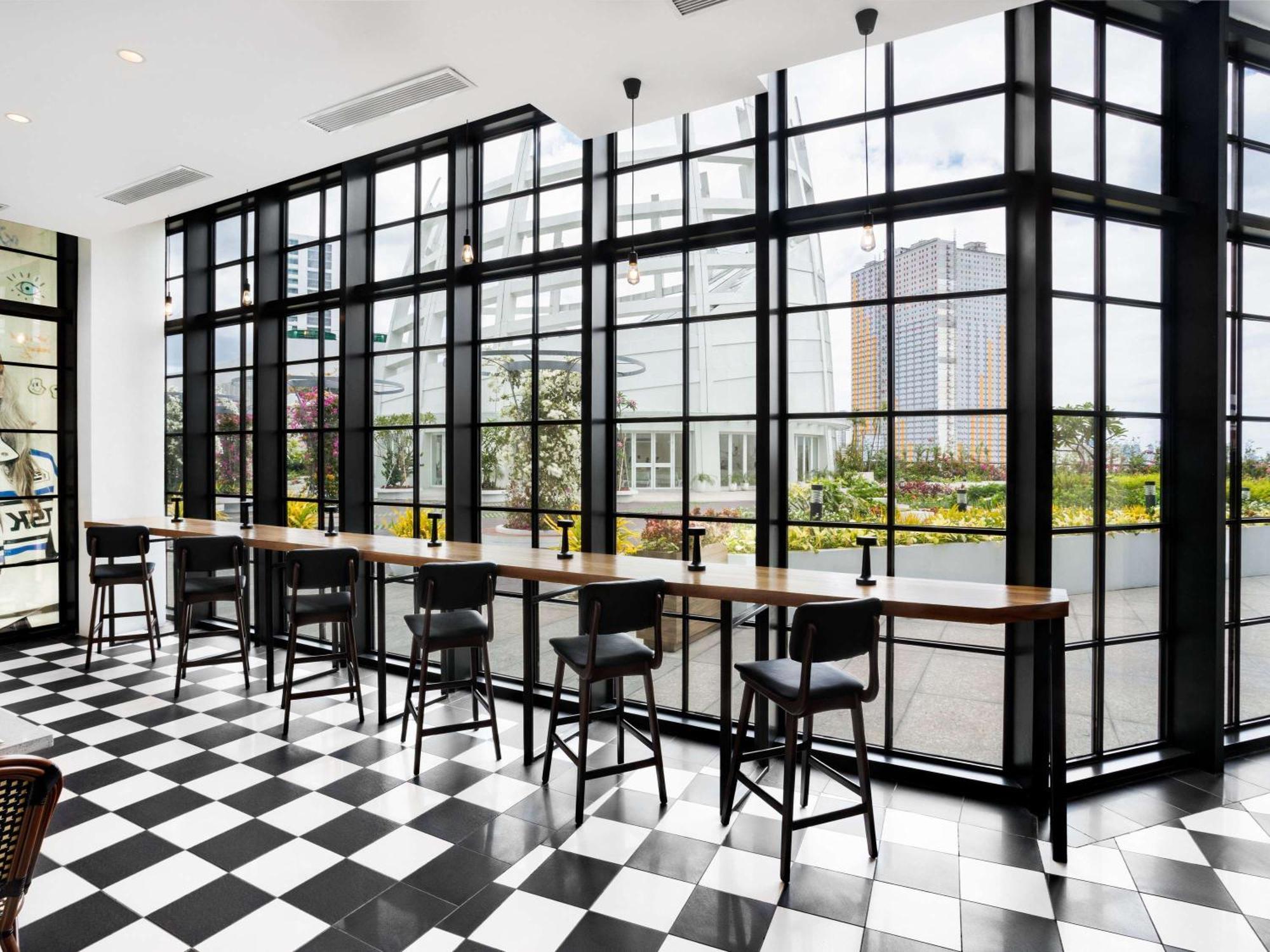 Ibis Styles Manila Araneta City Quezon City Exterior photo
